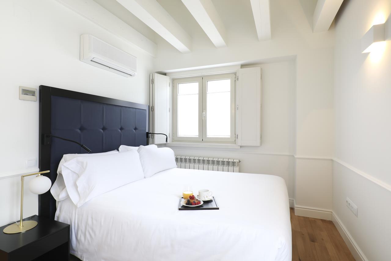 Recoletos House Aparthotel Madrid Exterior photo