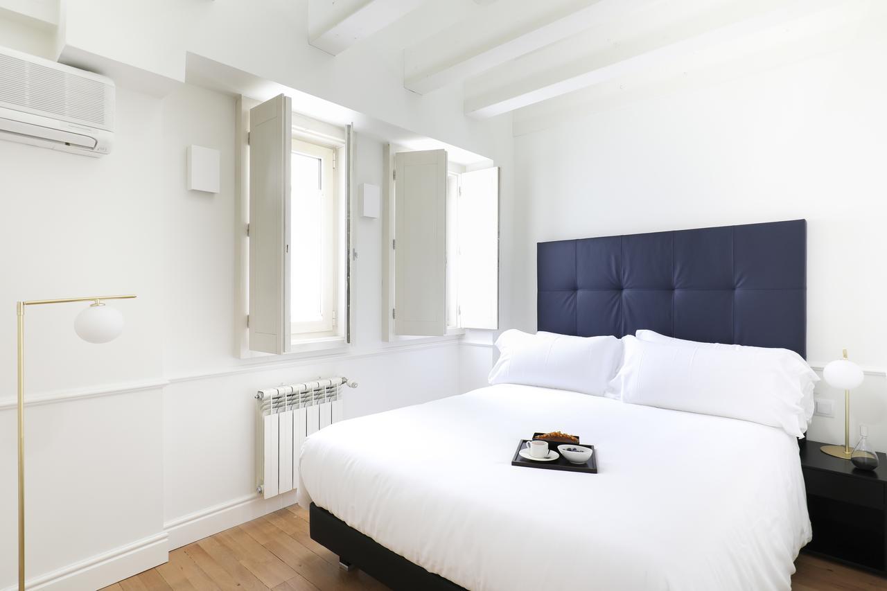 Recoletos House Aparthotel Madrid Exterior photo